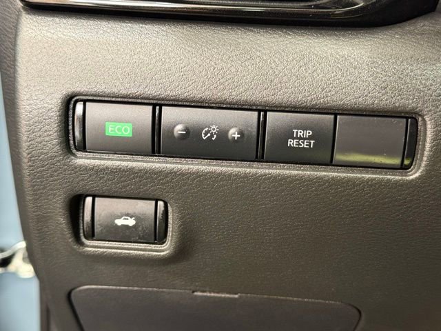 Used 2024 Nissan Sentra SV image 29