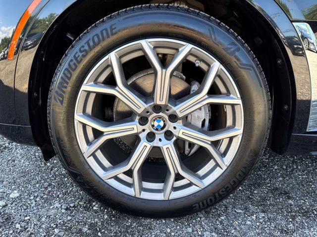 Used 2020 BMW X7 xDrive40i w/ Cold Weather Package AWD/4WD image 28