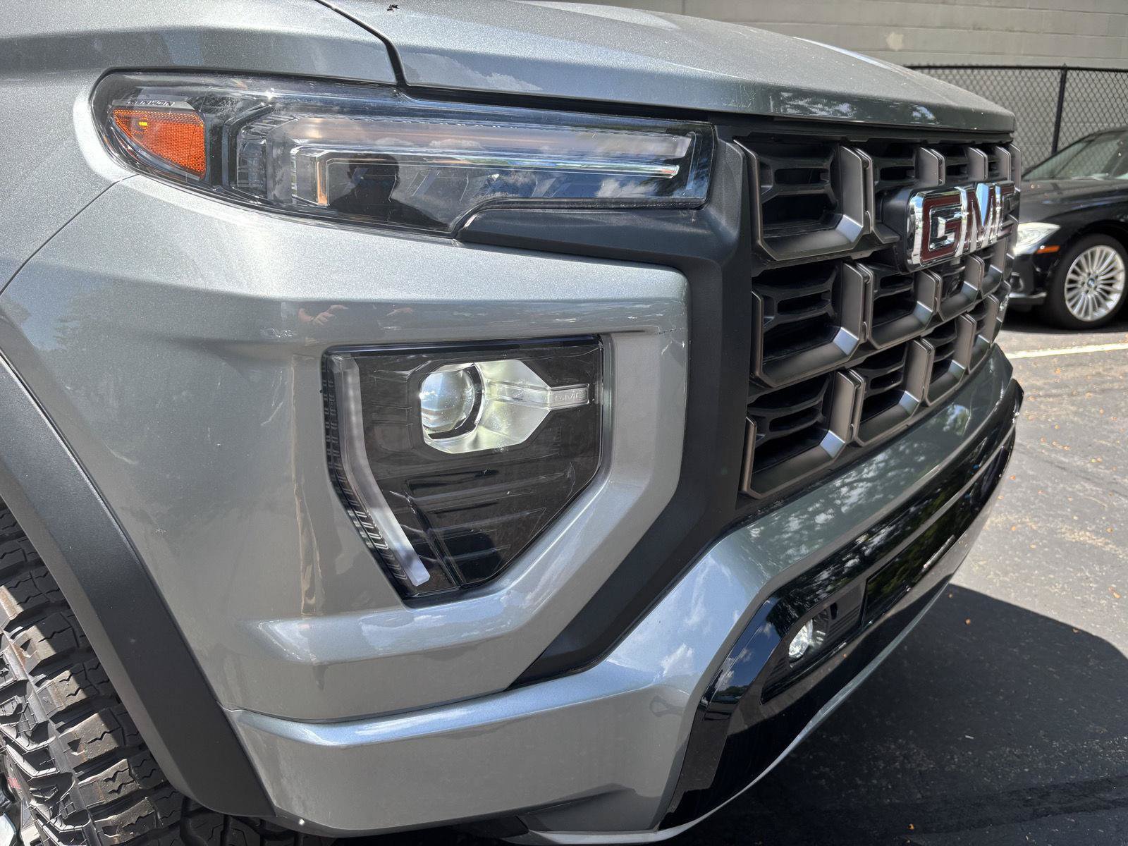 Used 2024 GMC Canyon AT4X AWD/4WD image 6