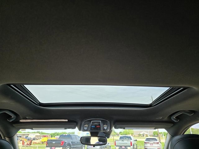 Used 2023 Jeep Grand Cherokee L Laredo image 16