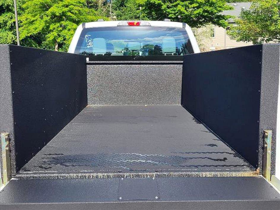 New 2023 Ford F250 XL w/ XL Chrome Package image 27