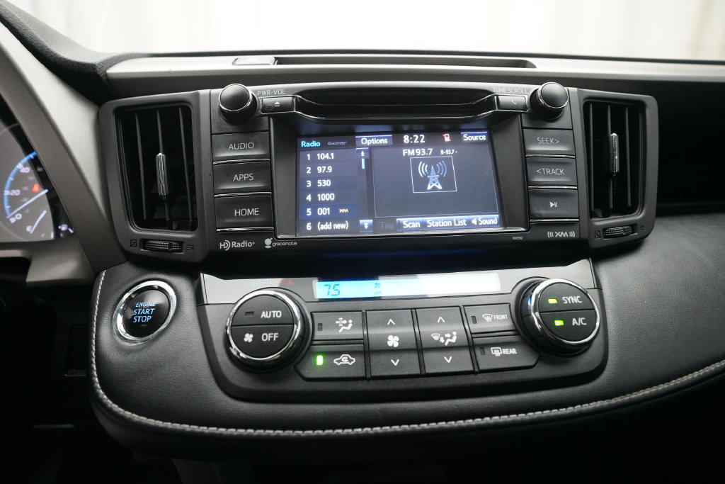 Used 2018 Toyota RAV4 XLE w/ Plus Extra Value Package AWD/4WD image 6