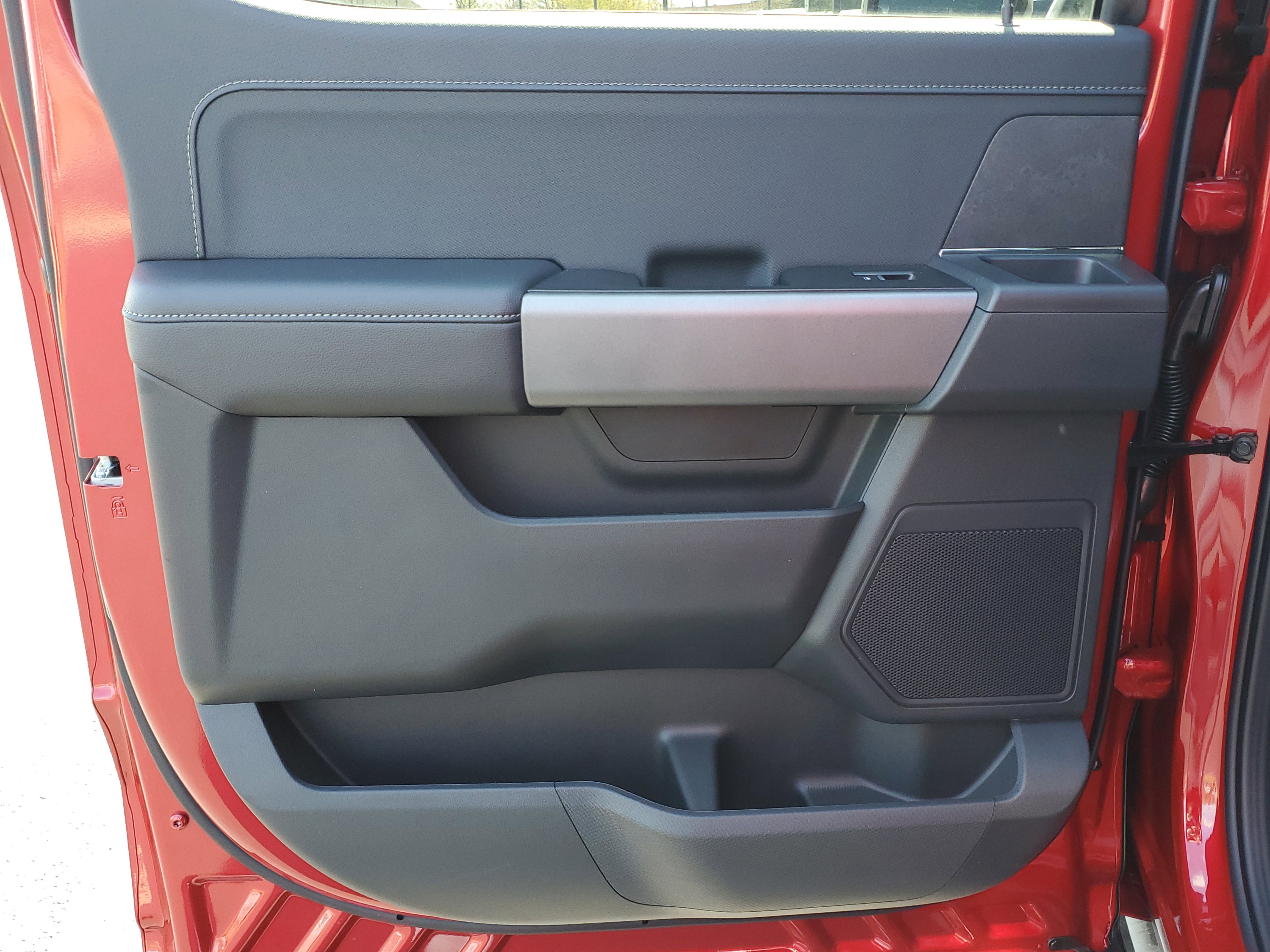 New 2025 Ford F150 XLT w/ Equipment Group 302A MID image 11