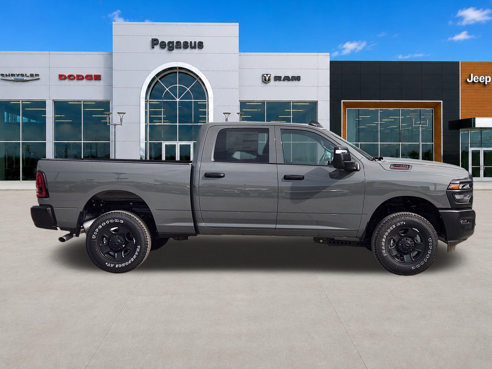 New 2026 RAM 2500 Tradesman AWD/4WD image 7