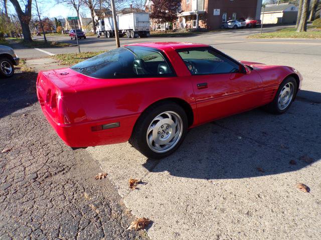 Used 1994 Chevrolet Corvette Coupe image 5