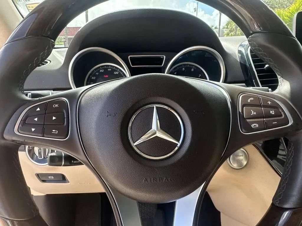 Used 2016 Mercedes-Benz GLE 350 image 23