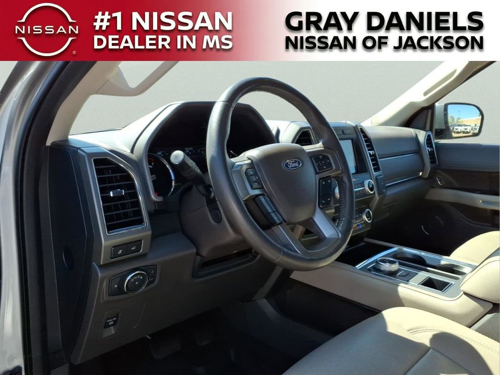 Used 2021 Ford Expedition XLT image 12