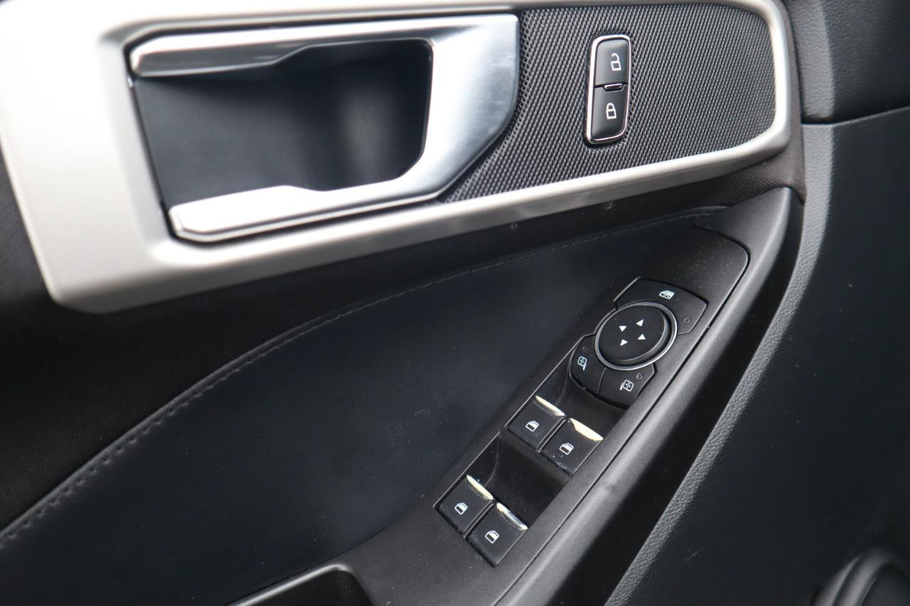 Used 2020 Ford Explorer XLT AWD/4WD image 63