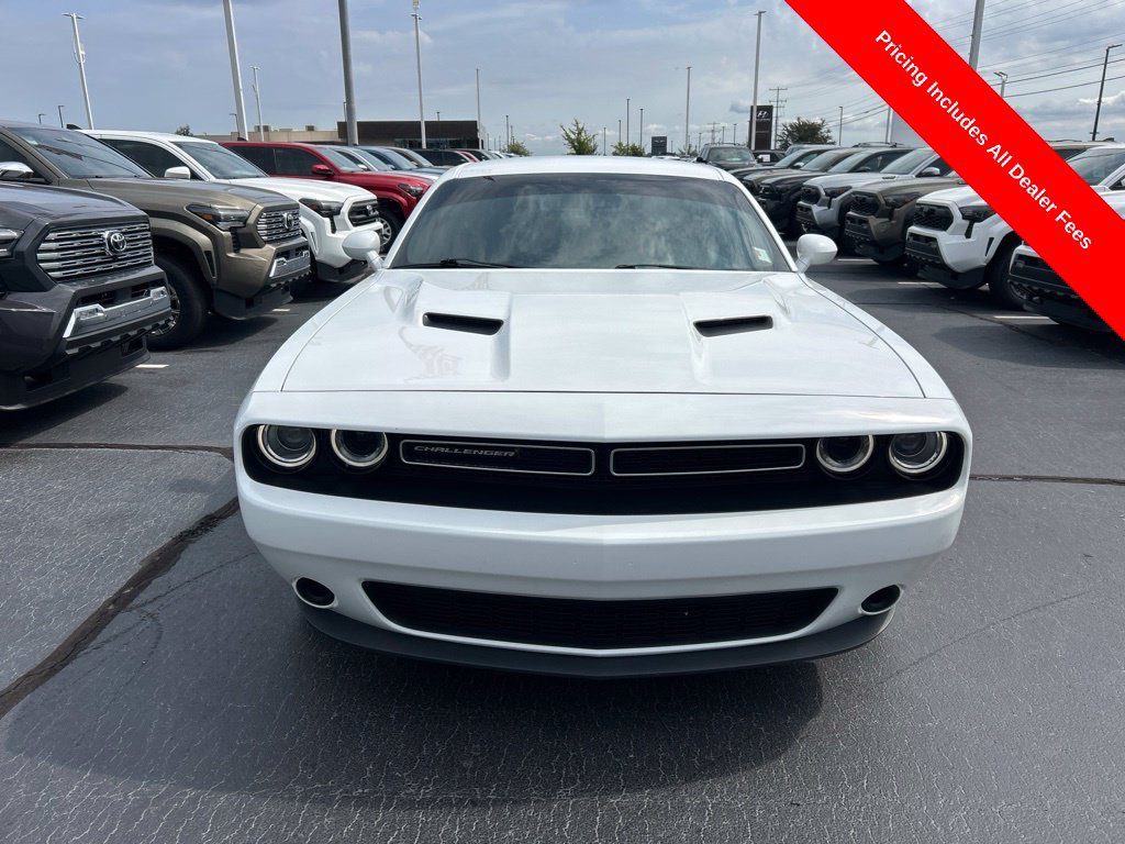 Used 2020 Dodge Challenger SXT RWD image 22