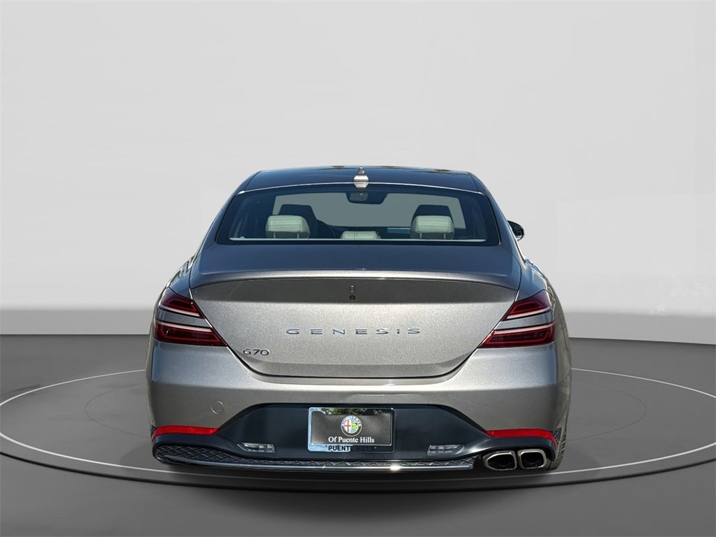 Used 2023 Genesis G70 2.0T image 5