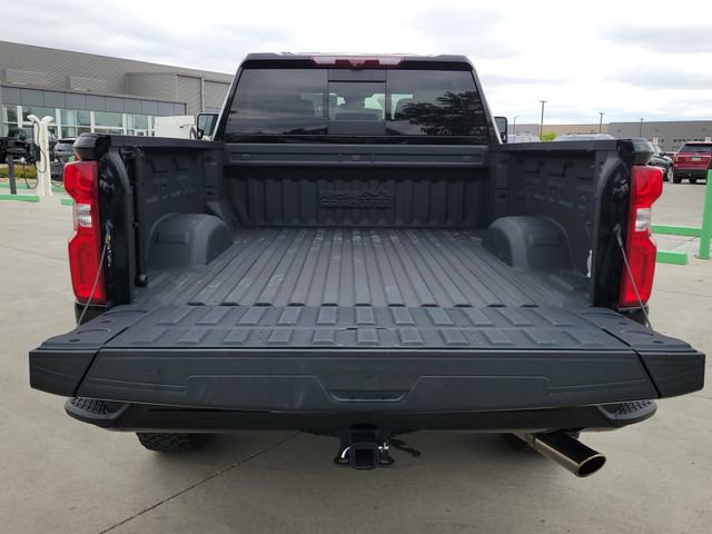 Used 2024 Chevrolet Silverado 2500 High Country w/ Technology Package AWD/4WD image 15