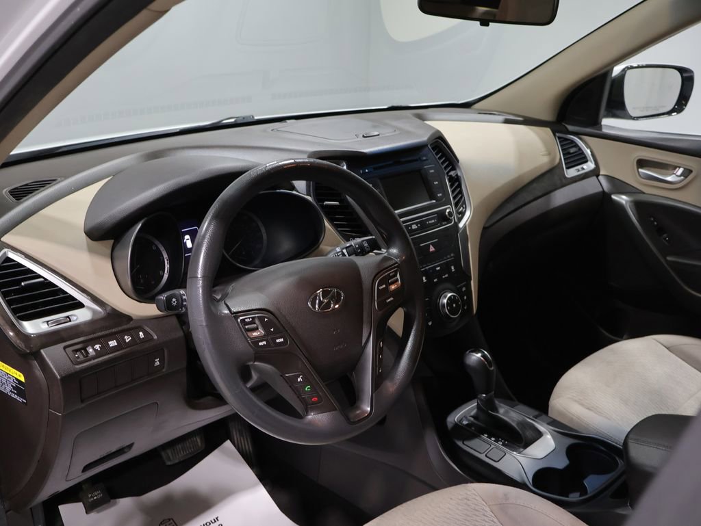 Used 2018 Hyundai Santa Fe Sport image 3