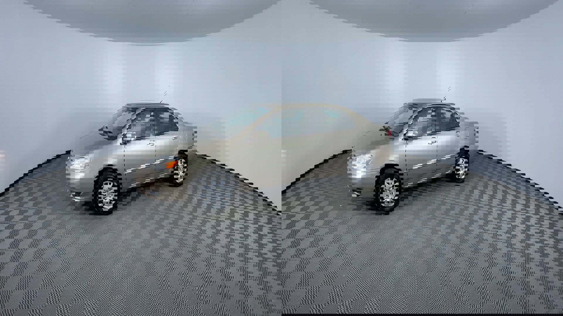 Used 2004 Toyota Corolla LE image 4