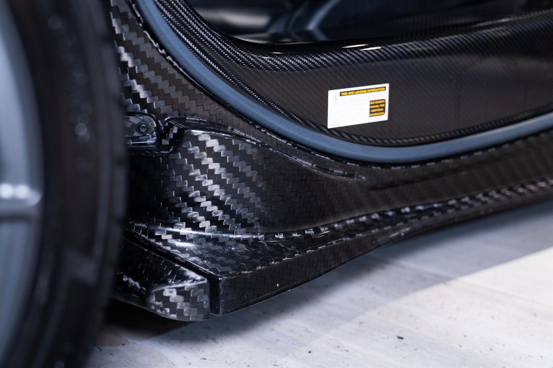 Used 2014 McLaren P1 image 16