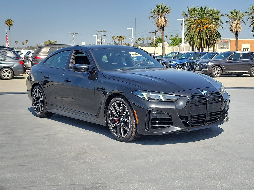 New 2026 BMW M440i w/ Premium Package RWD image 4