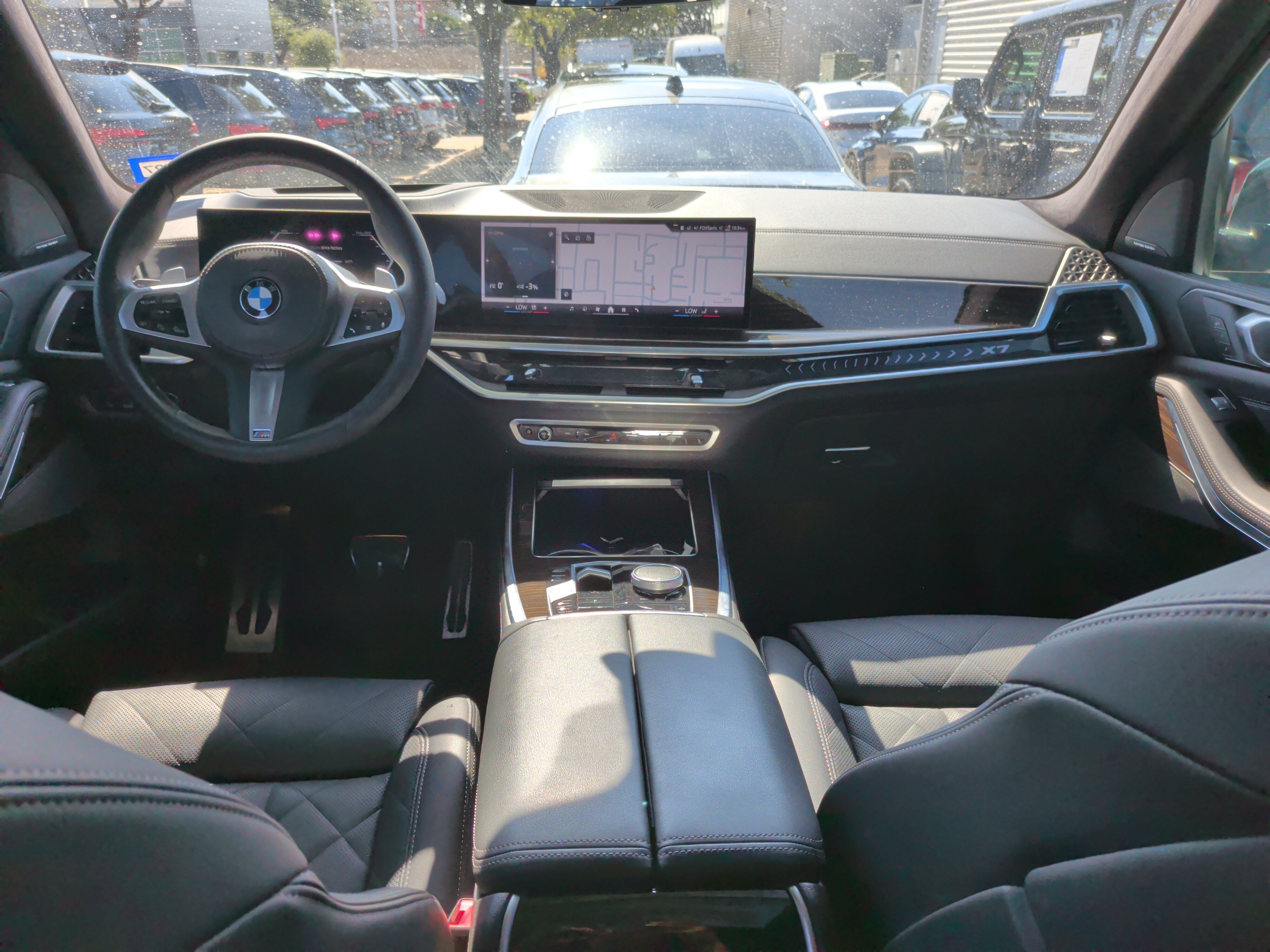 Used 2024 BMW X7 xDrive40i w/ M Sport Package AWD/4WD image 30