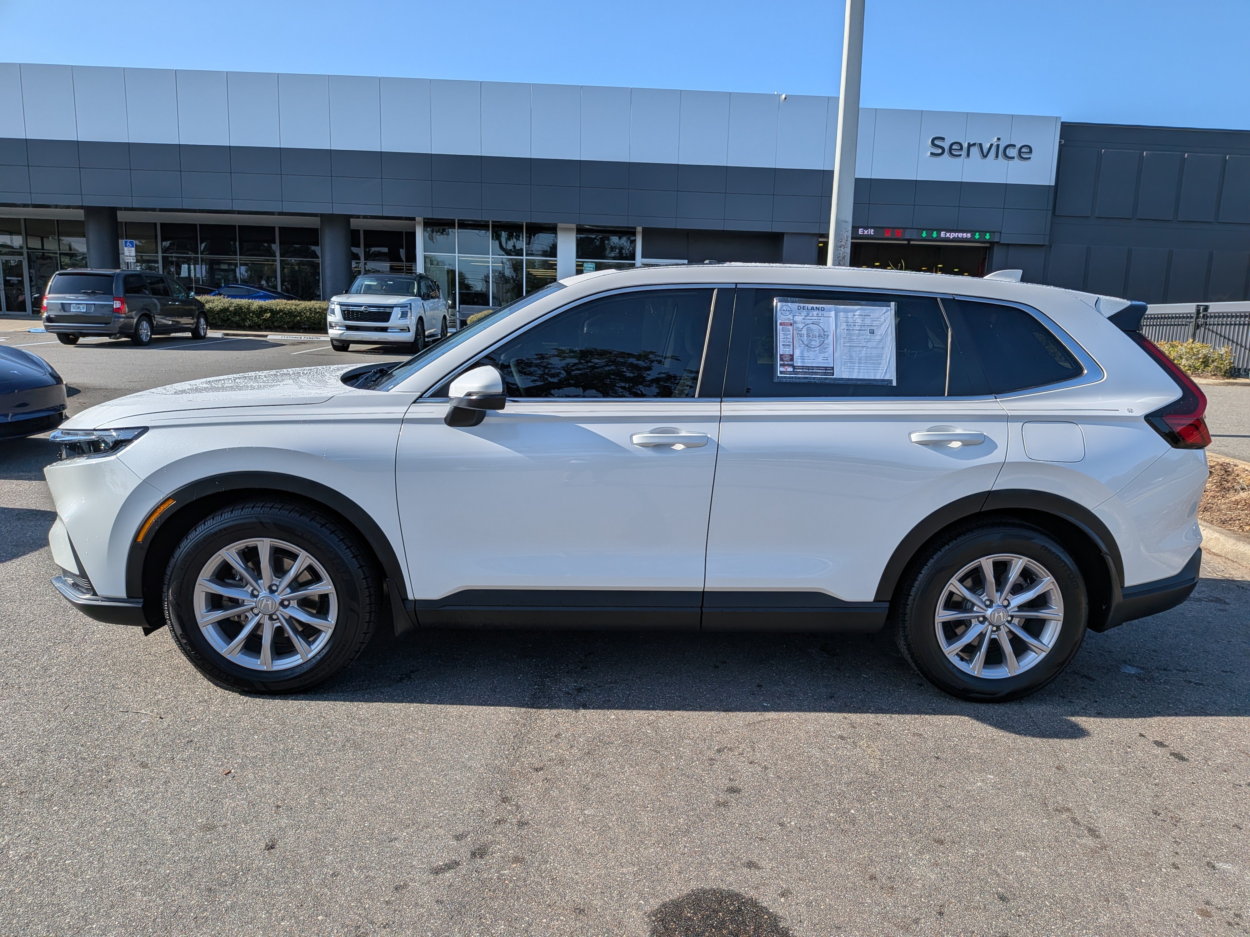 Used 2024 Honda CR-V EX image 7