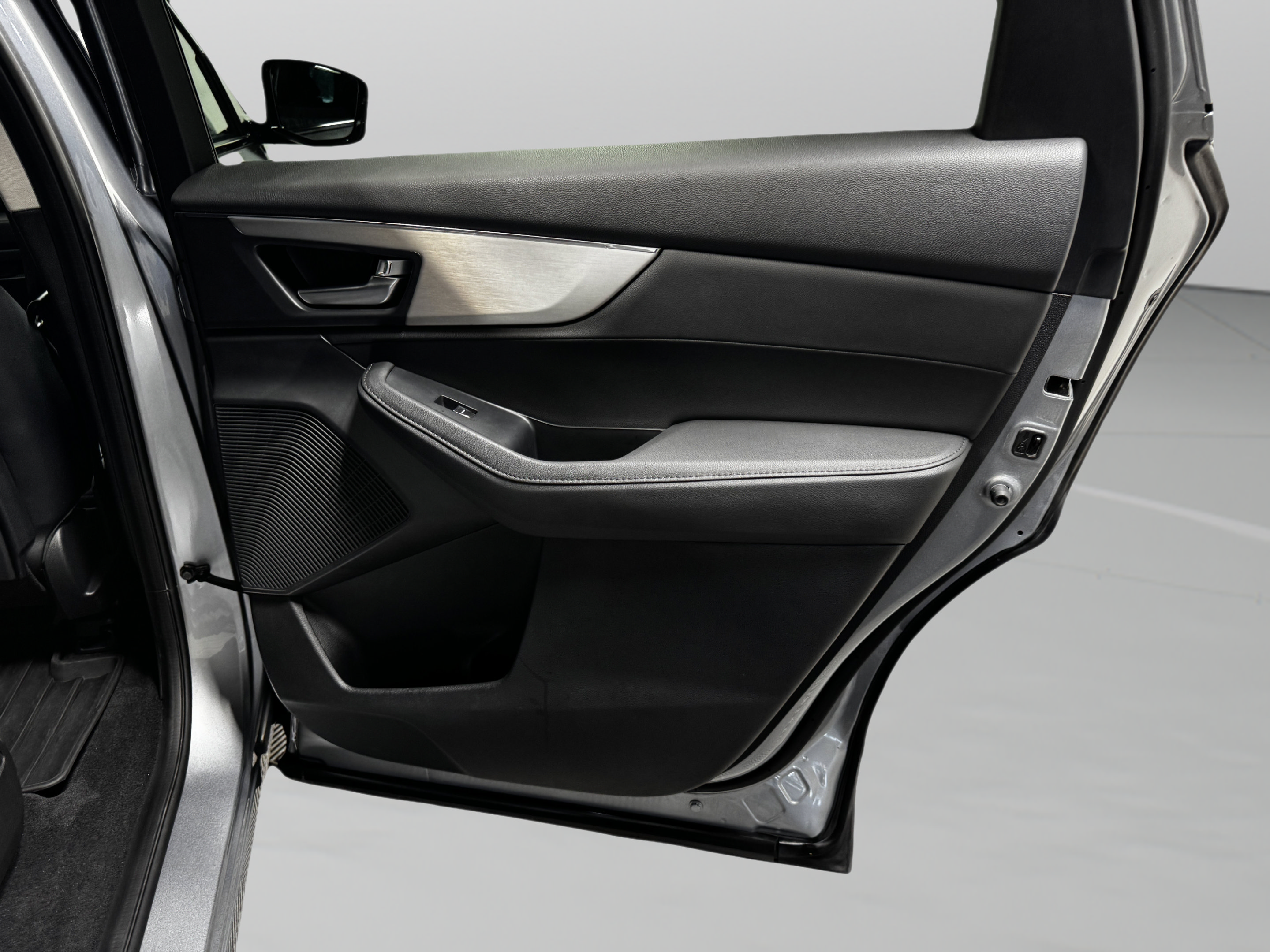 Certified 2024 Acura MDX FWD image 16