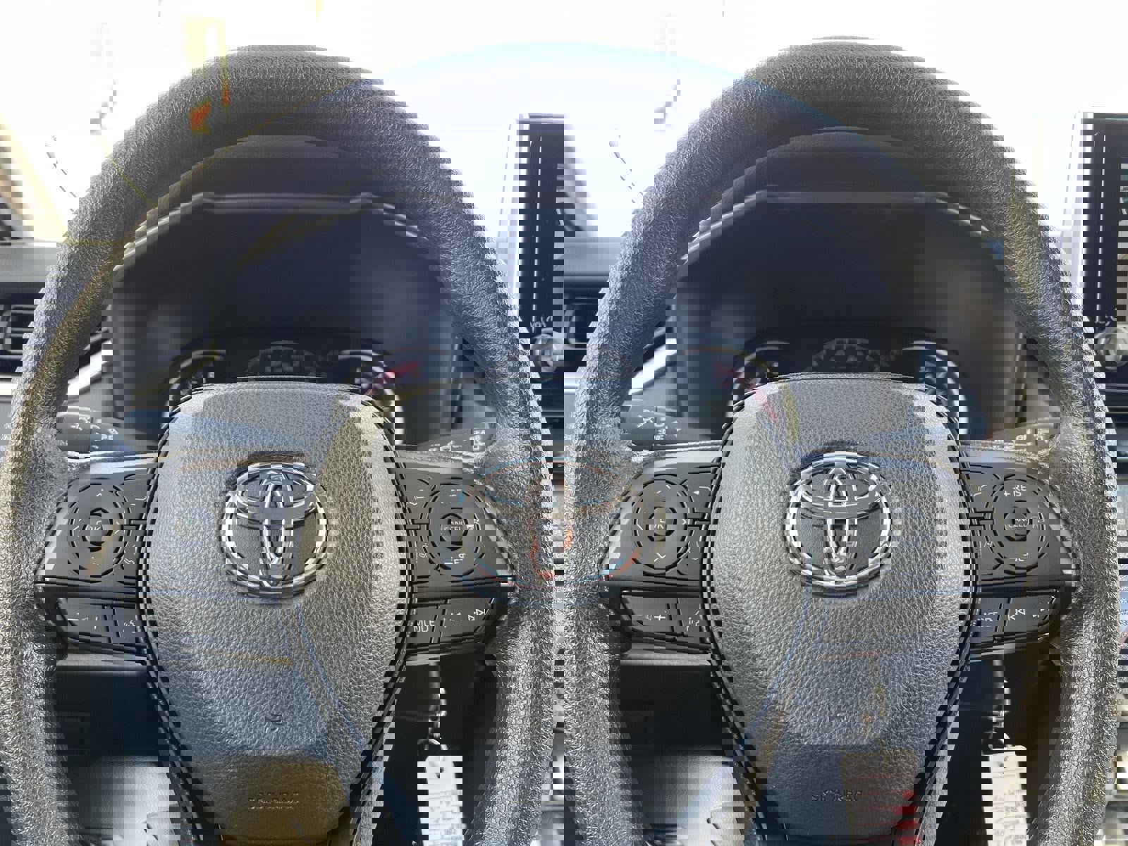 Used 2025 Toyota RAV4 LE image 19