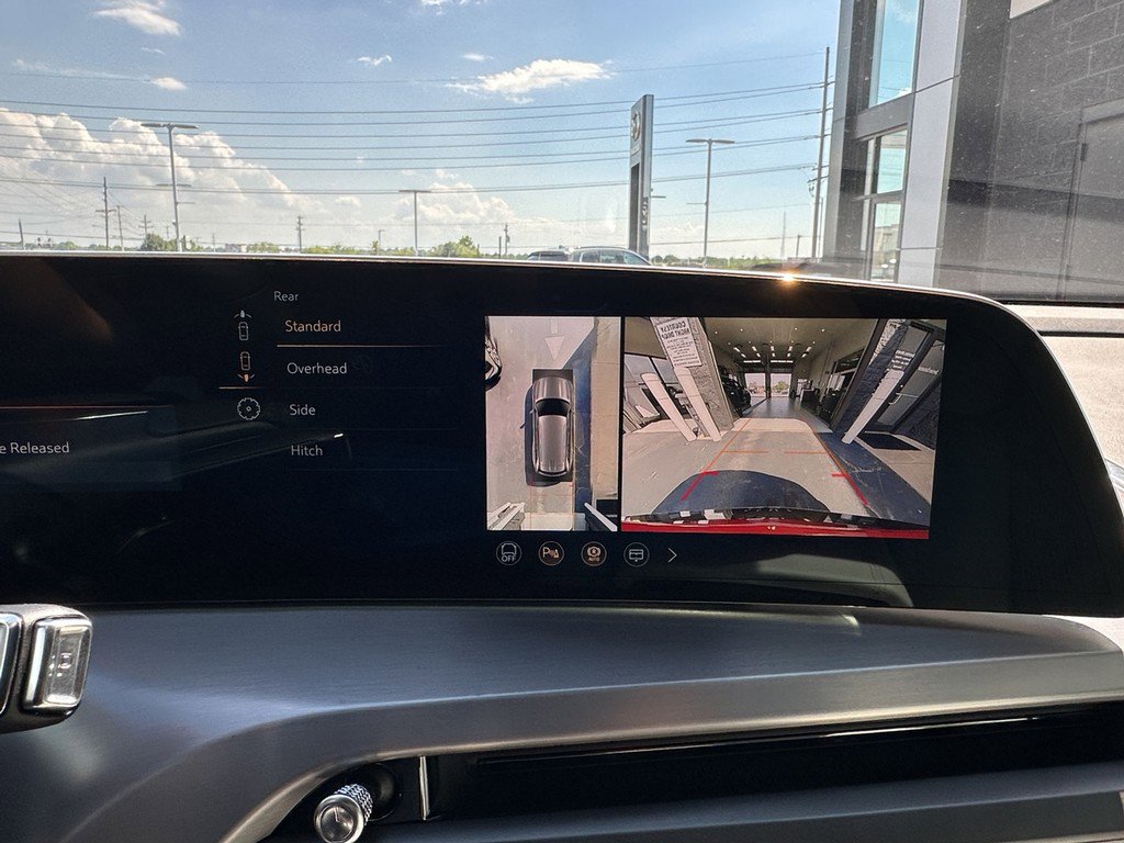 New 2026 Cadillac Vistiq Sport image 27