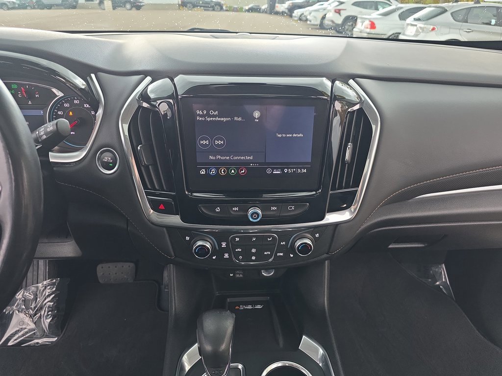Used 2021 Chevrolet Traverse Premier w/ Redline Edition image 21