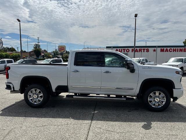 New 2025 Chevrolet Silverado 2500 High Country image 2