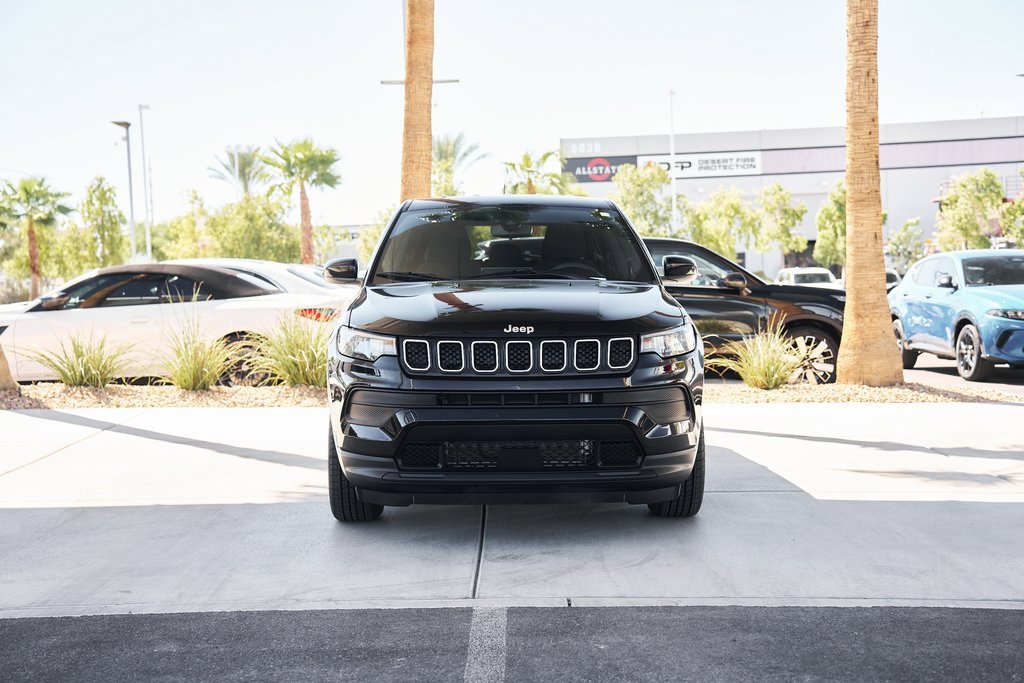 Used 2023 Jeep Compass Sport image 6