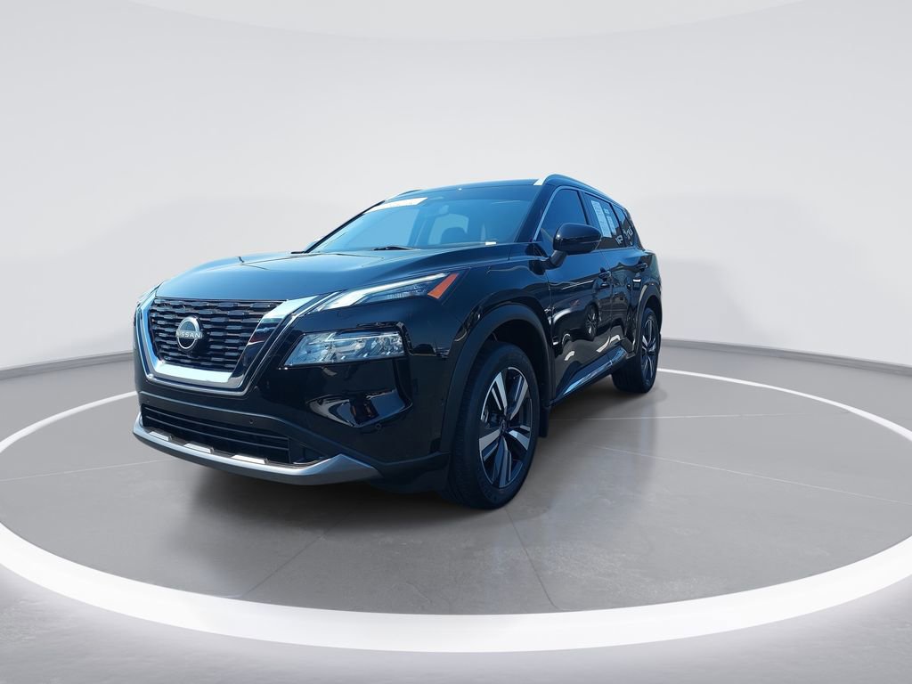 Used 2023 Nissan Rogue SL w/ SL Premium Package image 4