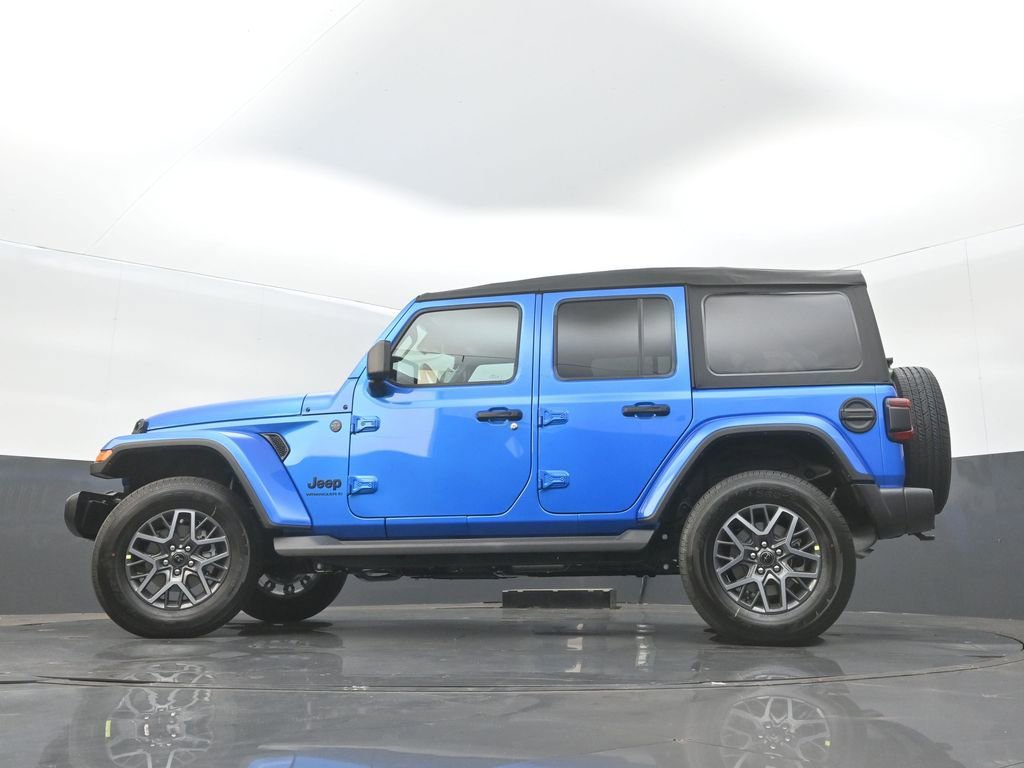 New 2025 Jeep Wrangler Unlimited Sahara AWD/4WD image 31