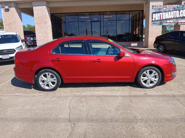 Used 2012 Ford Fusion SE image 2