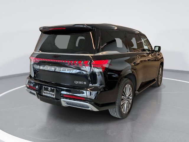 Used 2025 INFINITI QX80 Sensory AWD/4WD image 4