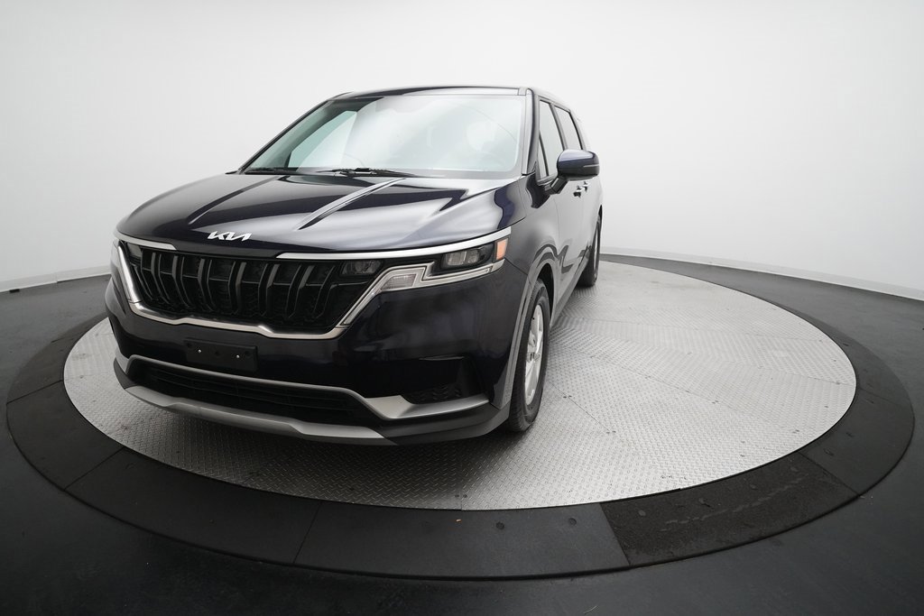 Certified 2024 Kia Carnival LX image 33