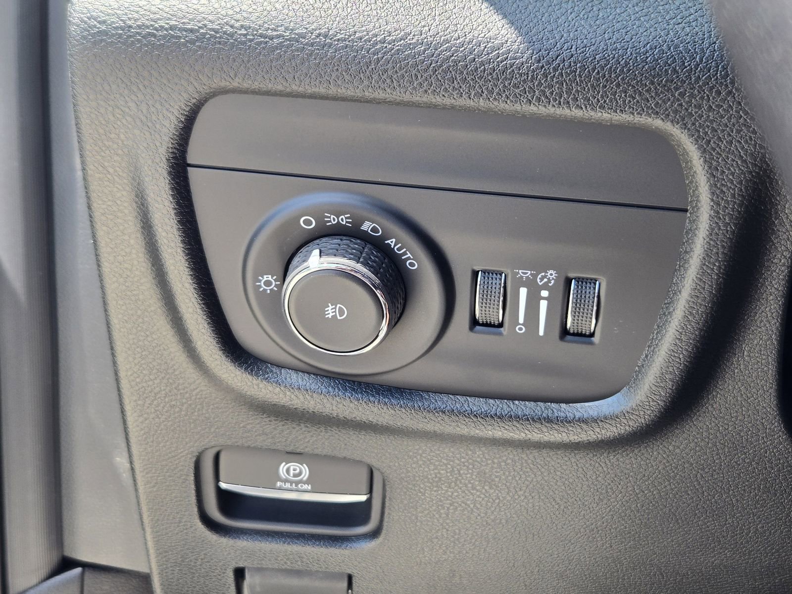 New 2025 Jeep Grand Cherokee Limited image 19