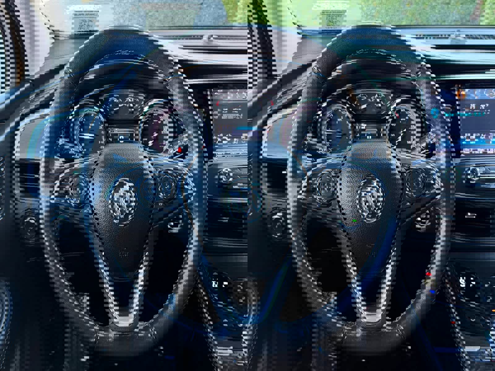 Used 2020 Buick Envision Essence image 15