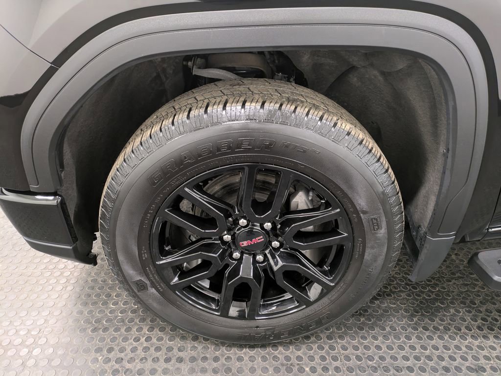 Used 2024 GMC Sierra 1500 Elevation w/ LPO, Elevation Black Package image 7