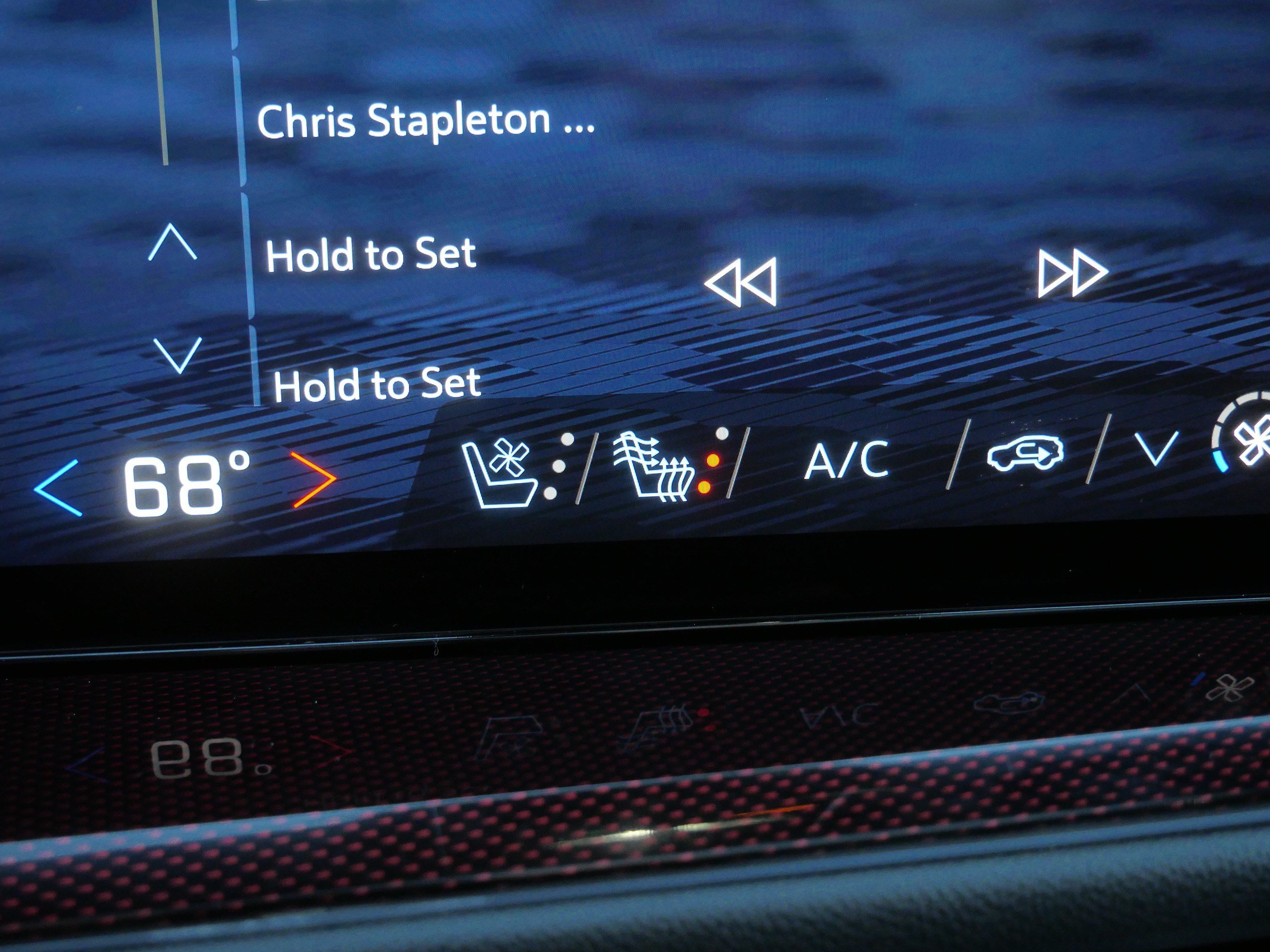 Used 2024 Chevrolet Traverse RS w/ LPO, Floor Liner Package AWD/4WD image 30
