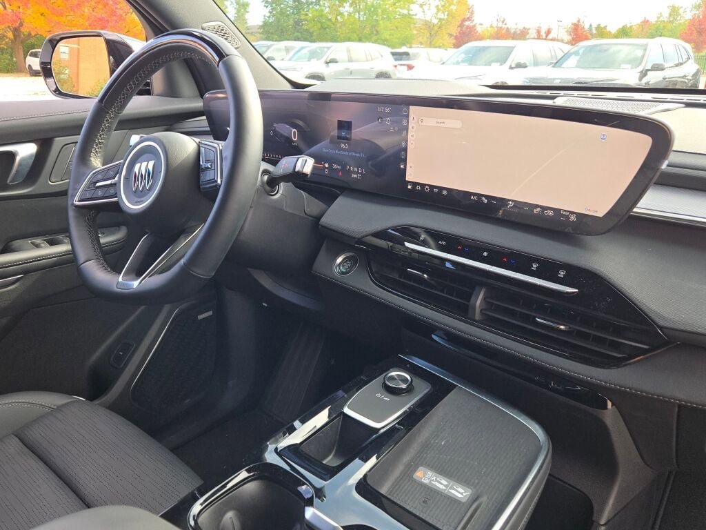 New 2025 Buick Enclave Sport Touring w/ Super Cruise Package image 9