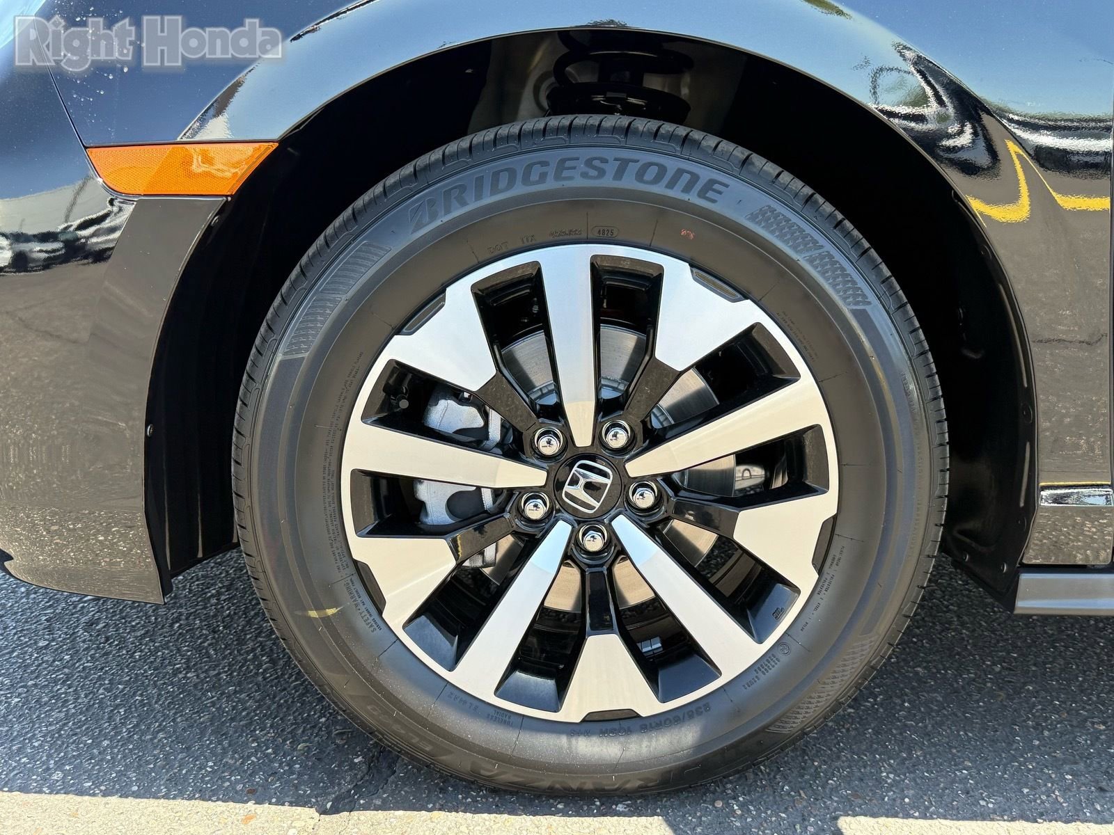 Used 2026 Honda Odyssey EX-L image 11