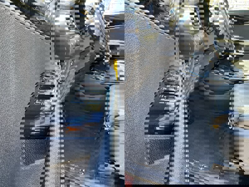 Used 2017 Kia Sorento SX image 19