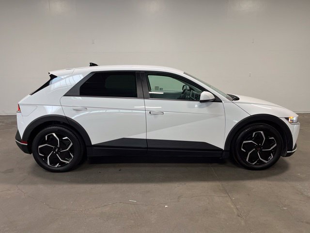 Used 2024 Hyundai Ioniq 5 SEL RWD image 2