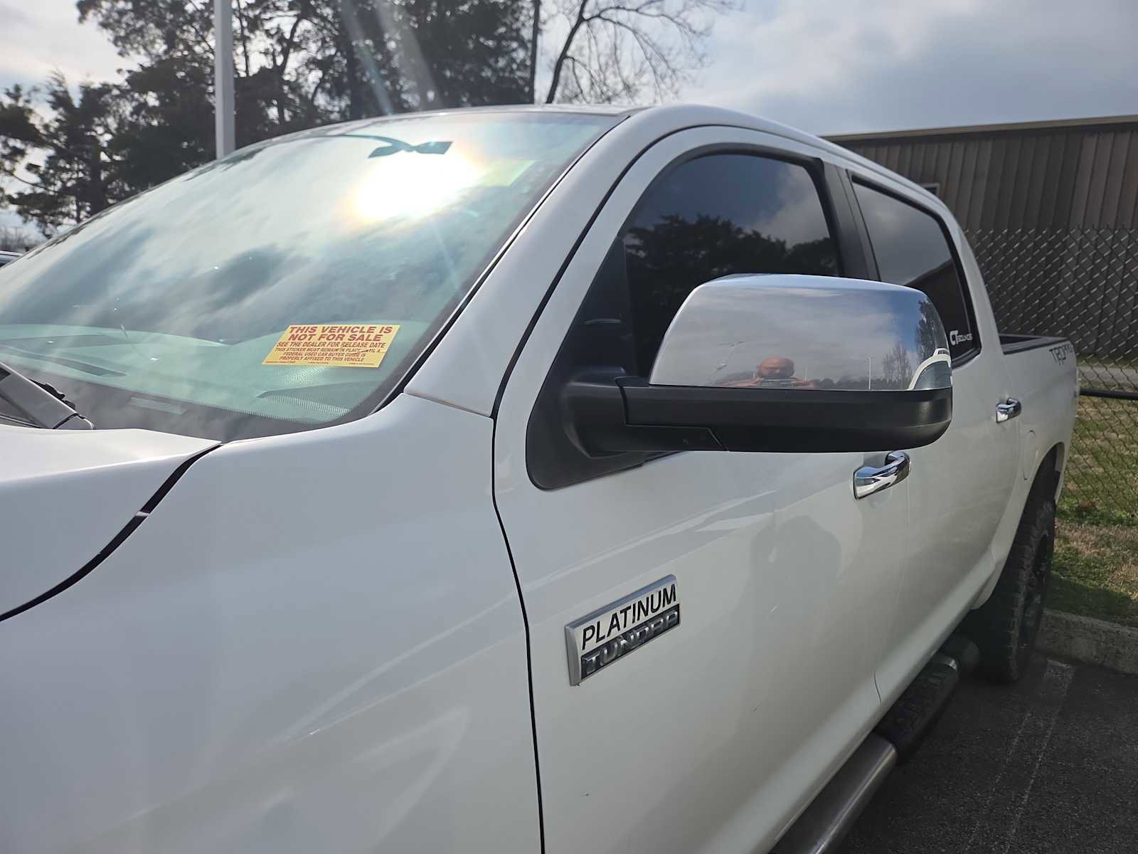 Used 2014 Toyota Tundra Platinum image 12