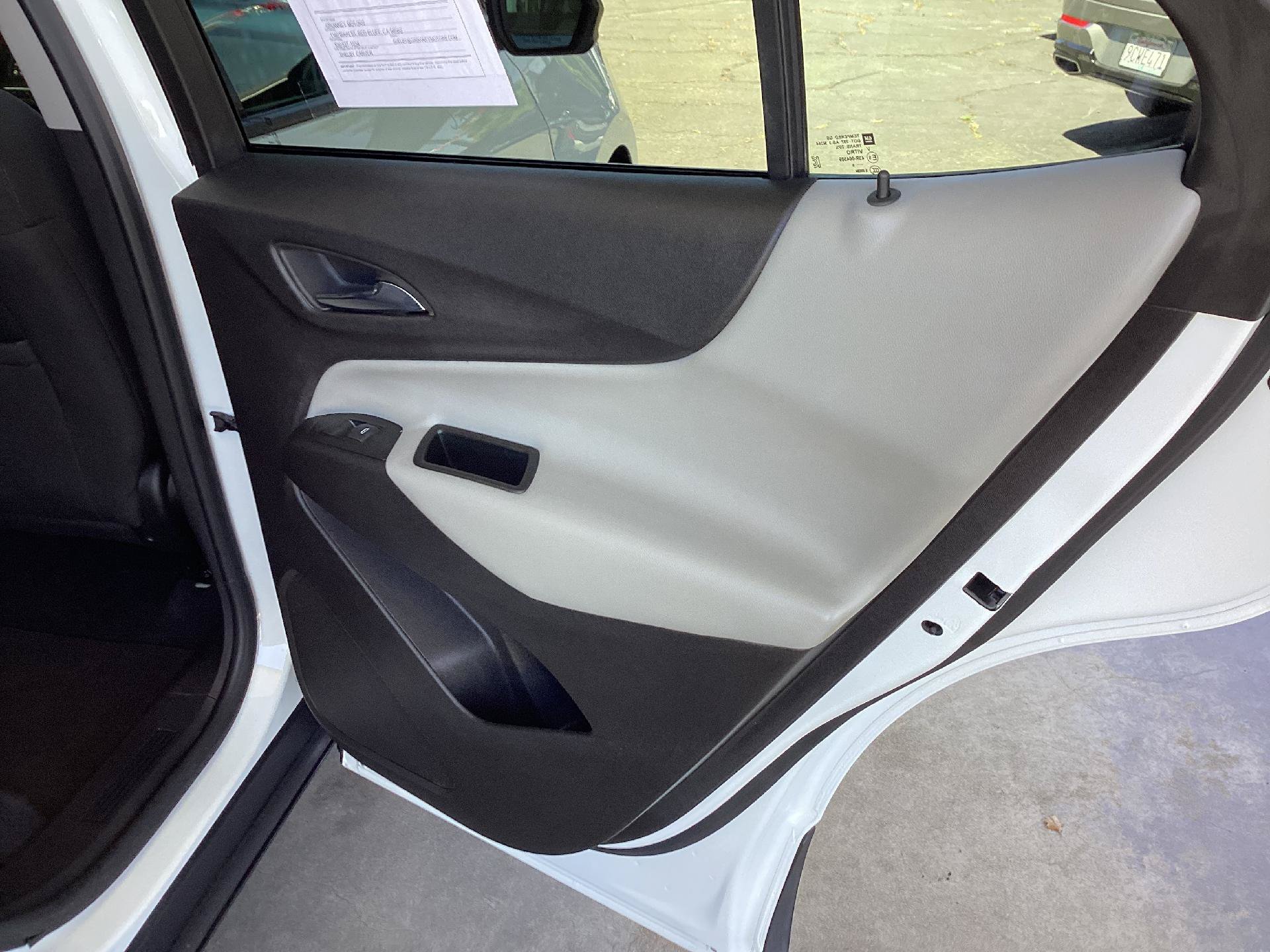 Used 2019 Chevrolet Equinox LS w/ LS Convenience Package AWD/4WD image 15
