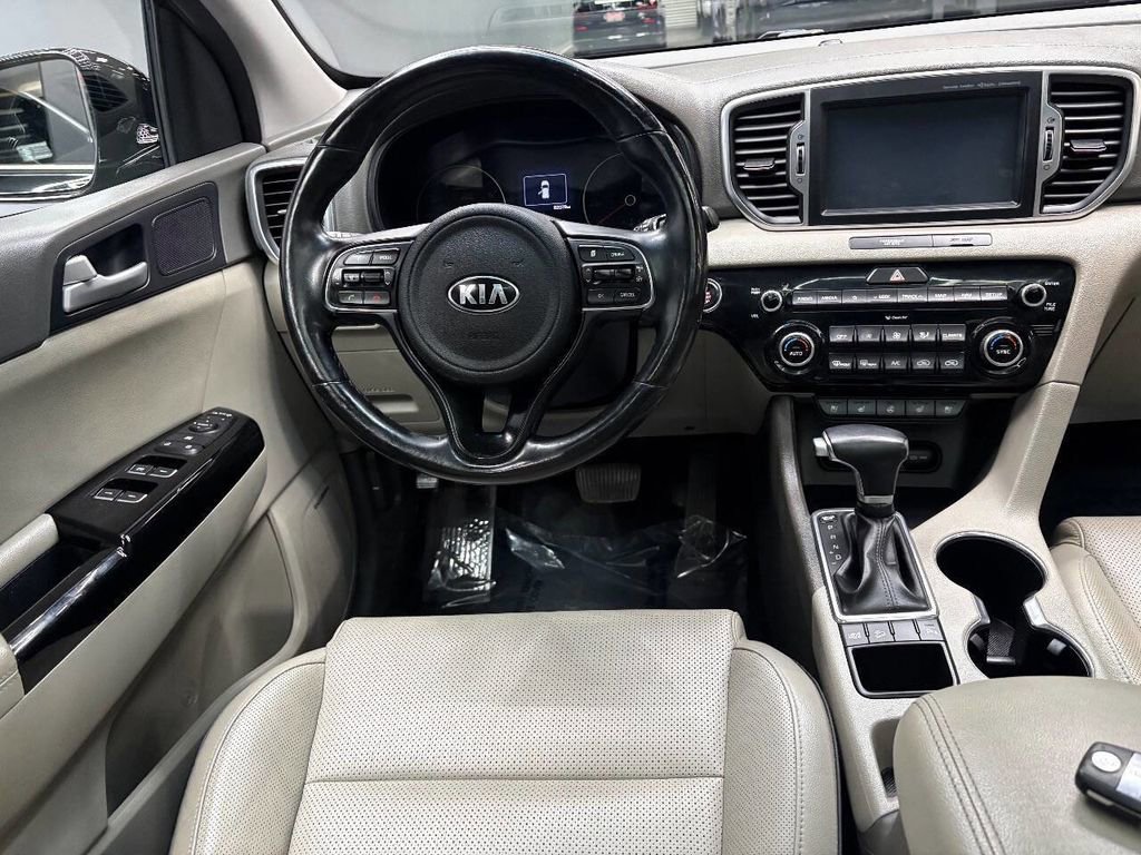 Used 2018 Kia Sportage EX w/ EX Technology Package image 43