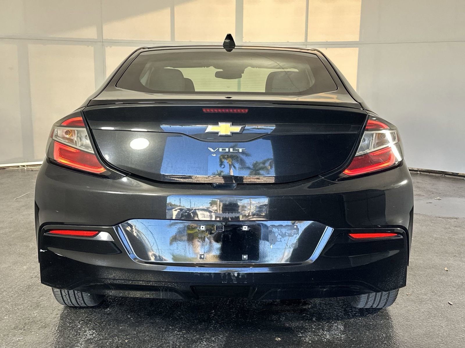 Used 2017 Chevrolet Volt LT image 7