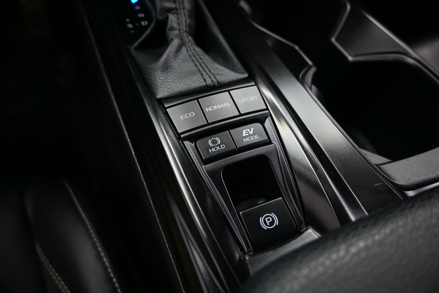 Used 2025 Toyota Camry SE FWD image 22