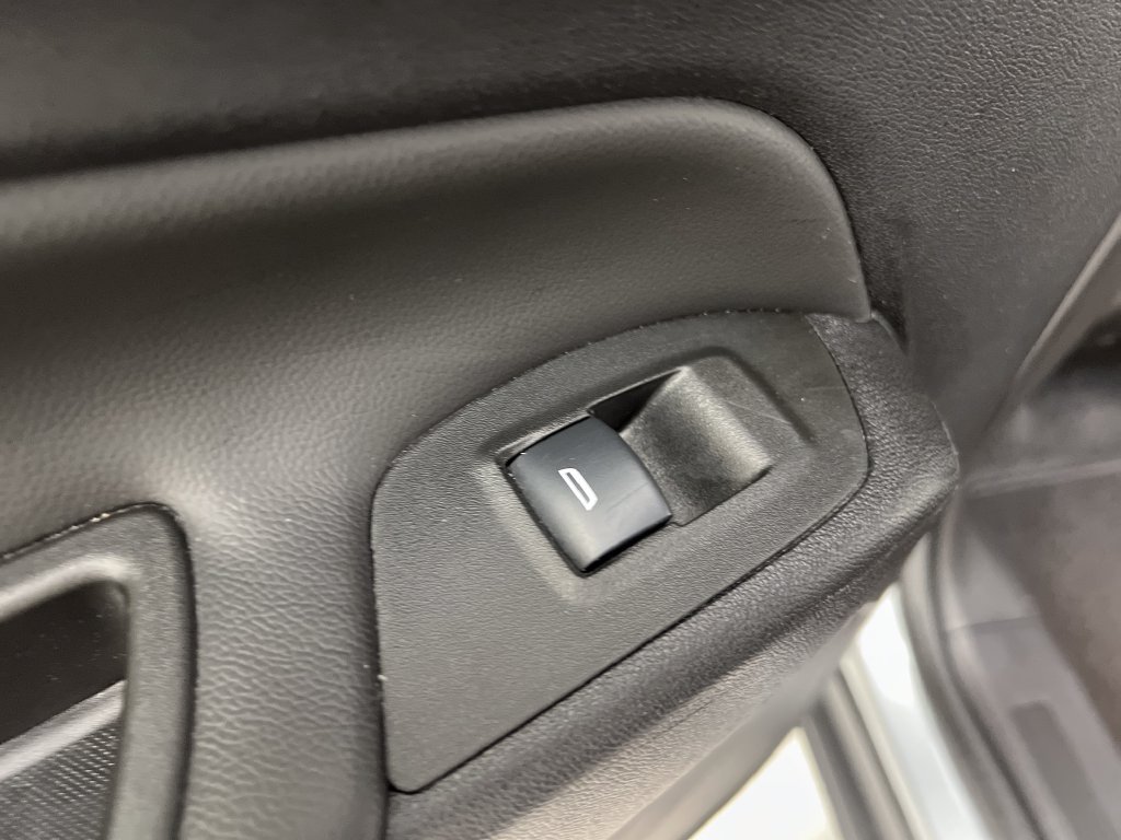 Used 2024 Chevrolet Equinox LT AWD/4WD image 21