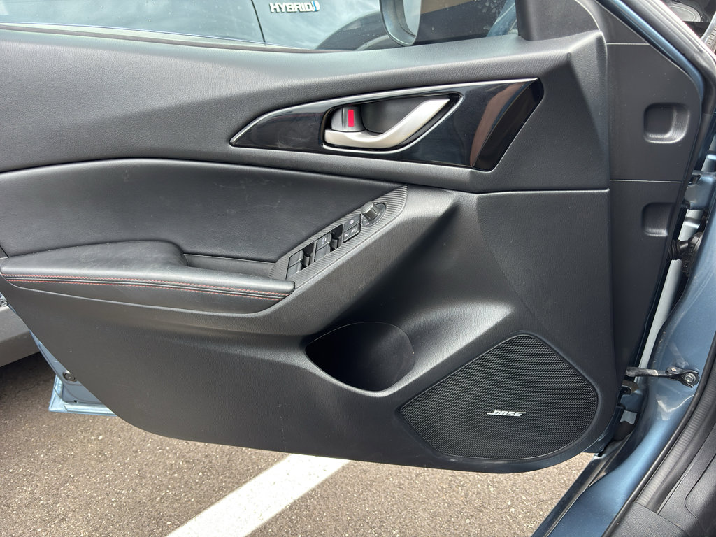 Used 2014 MAZDA MAZDA3 i Grand Touring FWD image 6