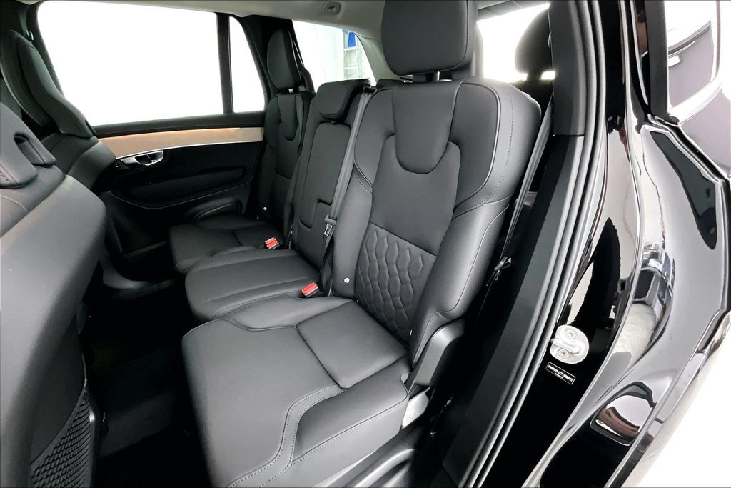 New 2026 Volvo XC90 B5 Core AWD/4WD image 19