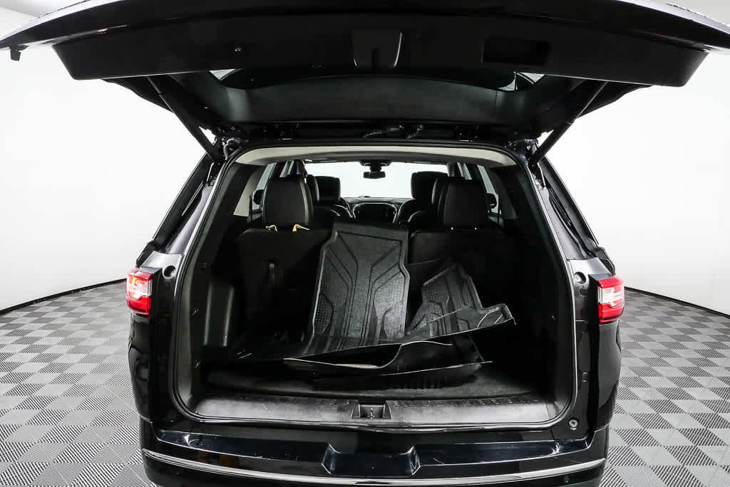 Used 2019 Chevrolet Traverse Premier w/ Driver Confidence II Package image 33