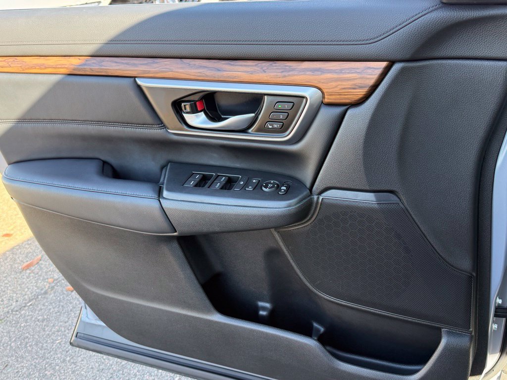 Used 2021 Honda CR-V Touring image 27